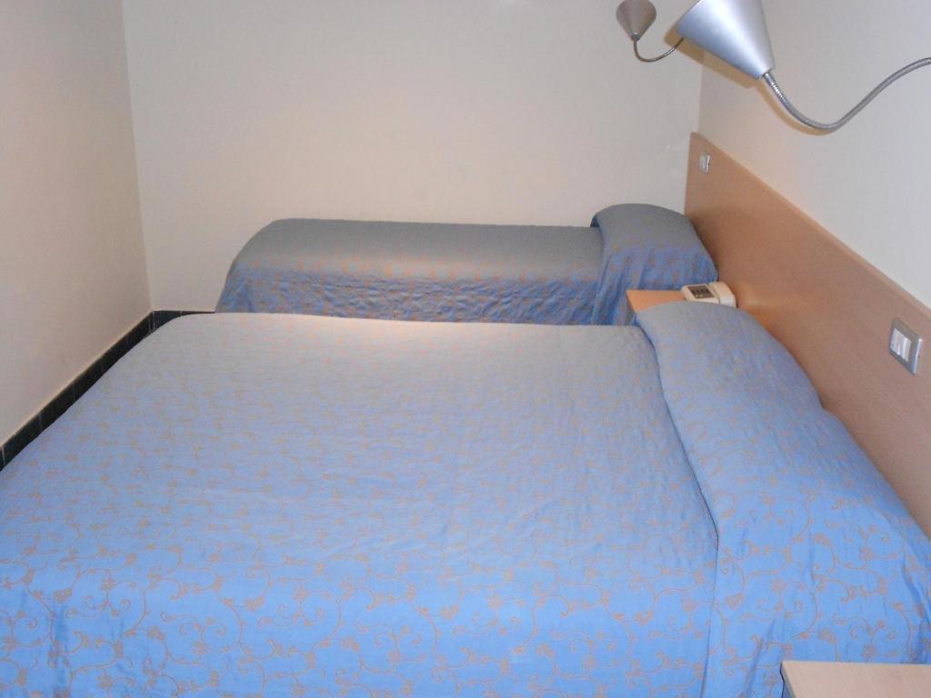 מרינה די קררה Hotel Tenda Rossa חדר תמונה