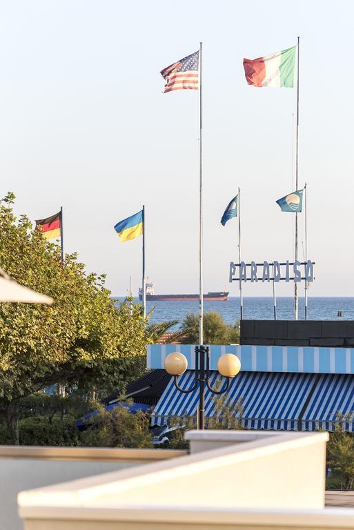 מרינה די קררה Hotel Tenda Rossa מראה חיצוני תמונה