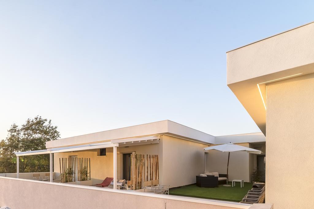 מרינה די קררה Hotel Tenda Rossa מראה חיצוני תמונה