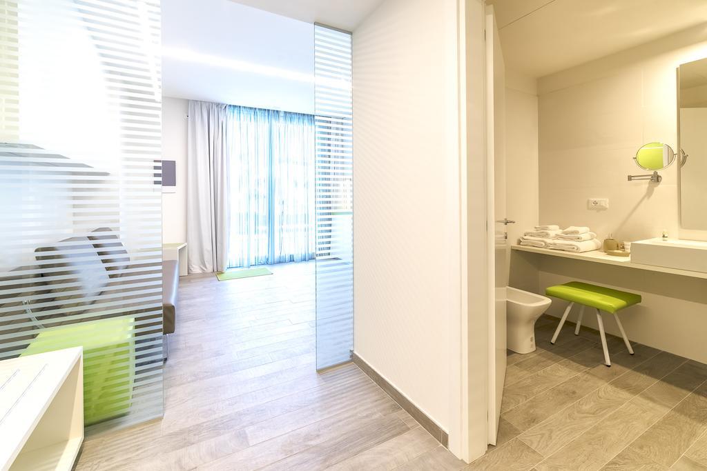 מרינה די קררה Hotel Tenda Rossa מראה חיצוני תמונה