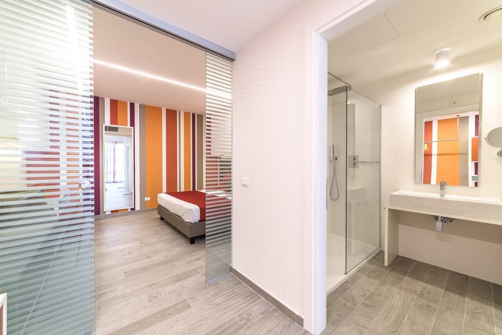 מרינה די קררה Hotel Tenda Rossa מראה חיצוני תמונה